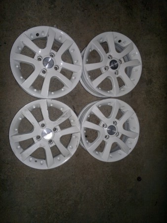VW , ŠKODA rozteč 4 x 100